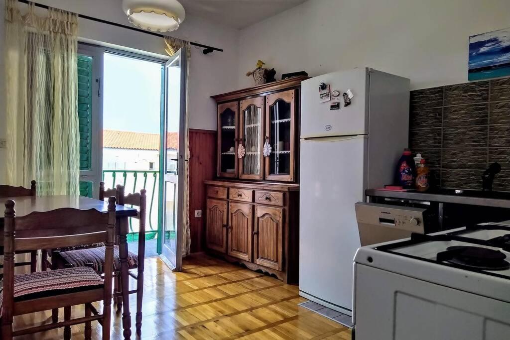 Davor Apartamento Tučepi Exterior foto