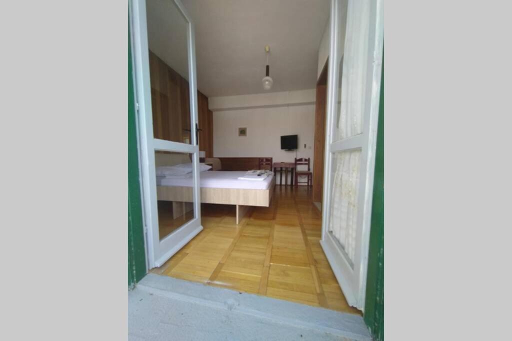 Davor Apartamento Tučepi Exterior foto